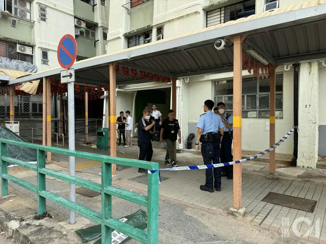 警員到場搜證。（蔡正邦攝）